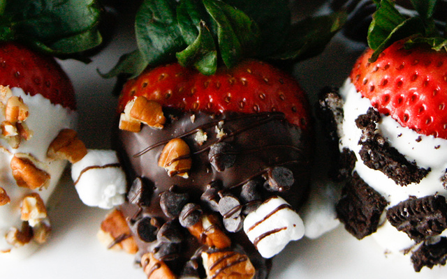 Ведение групп в социальных сетях для «Lujo»